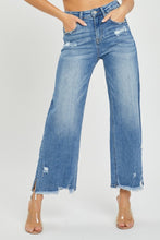 Load image into Gallery viewer, RISEN High Rise Side Slit Raw Hem Cropped Jeans
