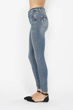 Load image into Gallery viewer, Judy Blue Full Size Tummy Control Vintage Wash Hem Destroy Skinny Jeans
