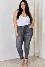 Load image into Gallery viewer, Judy Blue Tummy Control Release Hem Skinny Jeans
